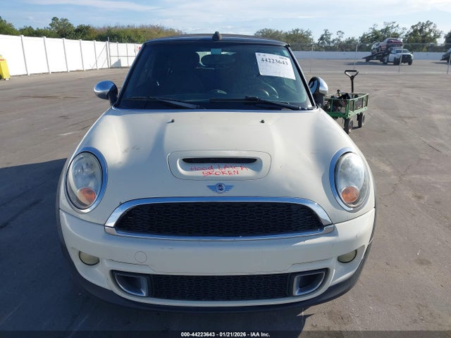 2011 MINI COOPER S WMWZP3C52BTX83283 Photo 5