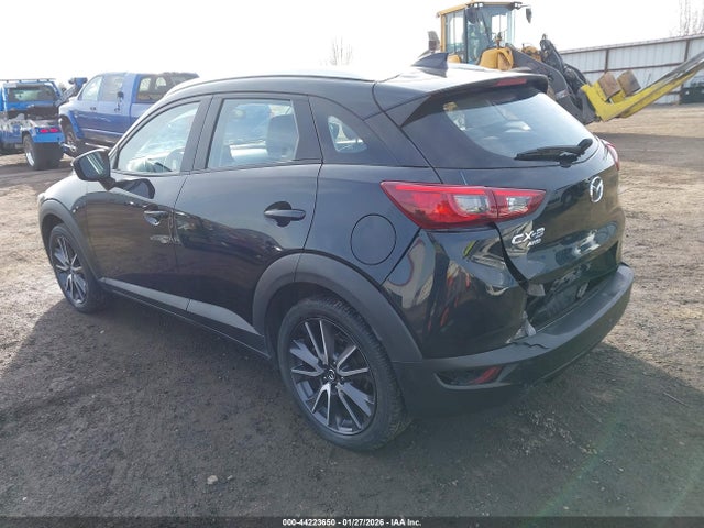 2018 MAZDA CX-3 JM1DKFC7XJ0308608 Photo 2