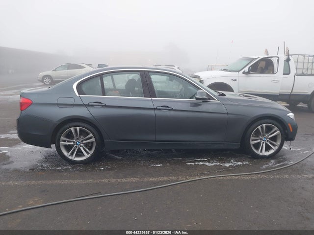WBA8B9G5XHNU09783 BMW 330I
