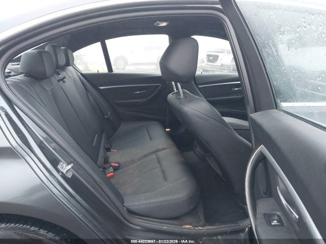 WBA8B9G5XHNU09783 BMW 330I