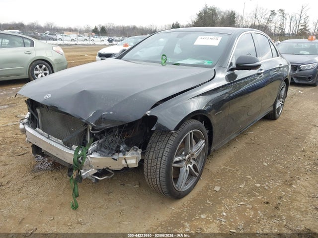 2019 MERCEDES-BENZ E 300 WDDZF4KB0KA496965 Photo 1