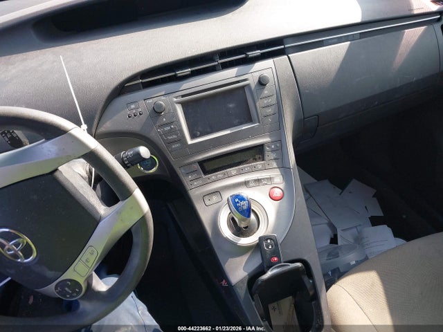JTDKN3DU1F1874935 Toyota Prius Two