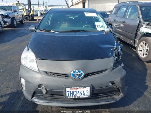 JTDKN3DU1F1874935 Toyota Prius Two