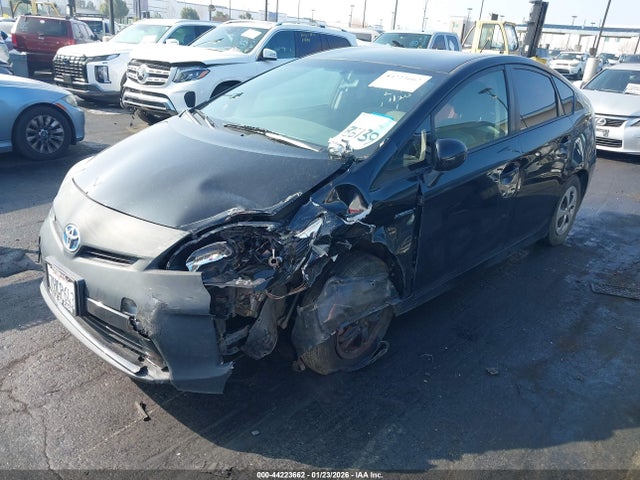JTDKN3DU1F1874935 Toyota Prius Two
