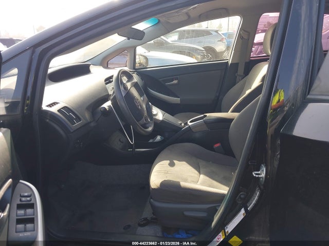 JTDKN3DU1F1874935 Toyota Prius Two