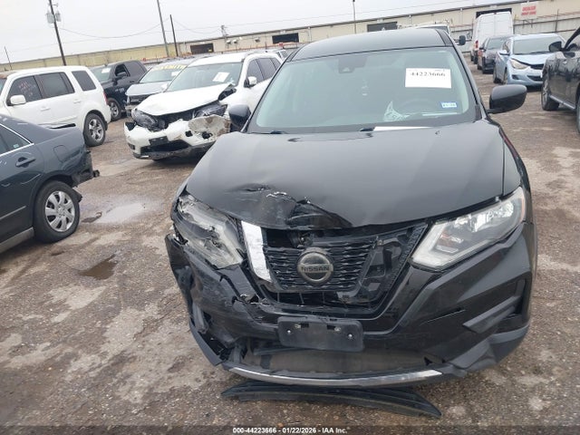 2019 NISSAN ROGUE 5N1AT2MT7KC747622 Photo 5
