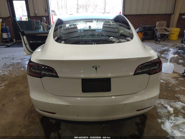 Tesla Model 3 Standard Range Plus Rear-wheel Drive 2021 5YJ3E1EAXMF017417 Image 16