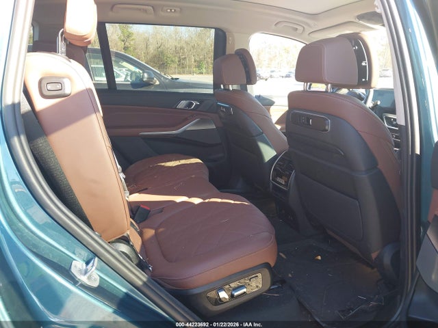 5UX23EM02R9T70526 BMW X7 Xdrive40i