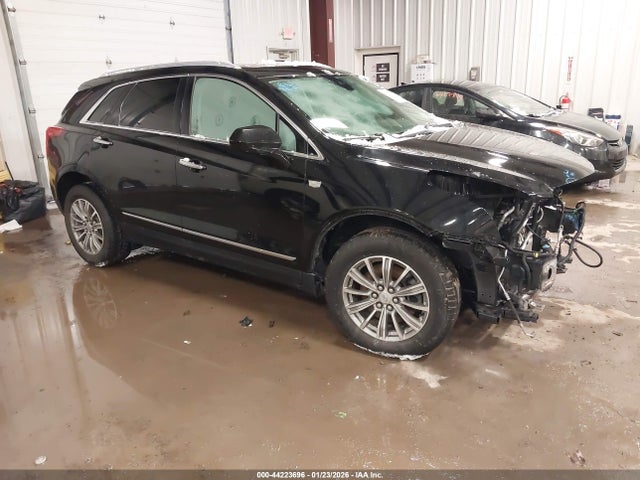 2017 CADILLAC XT5 1GYKNDRSXHZ116796 Photo 0