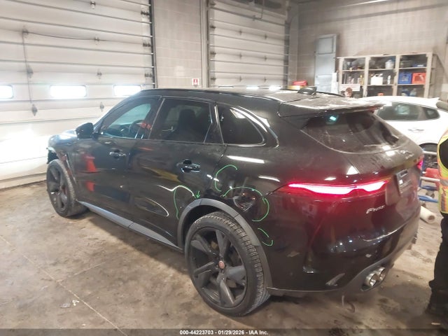 2021 JAGUAR F-PACE SADCZ2EEXMA682344 Photo 2