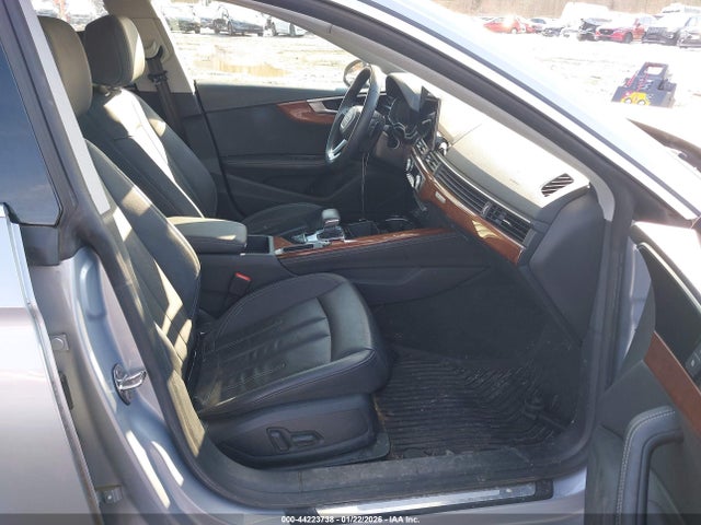 2021 AUDI A5 SPORTBACK WAUCBCF57MA041444 Photo 4