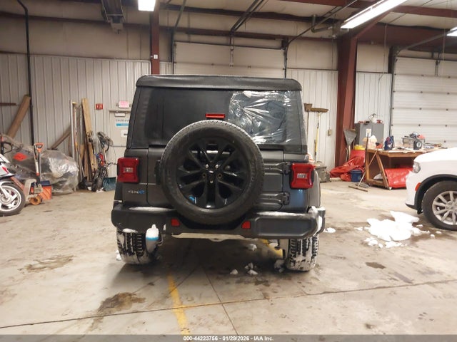 Продажа на аукционе авто 2023 Jeep Wrangler 4xe Sahara 4x4, vin: 1C4JJXP68PW684890, номер лота: 44223756