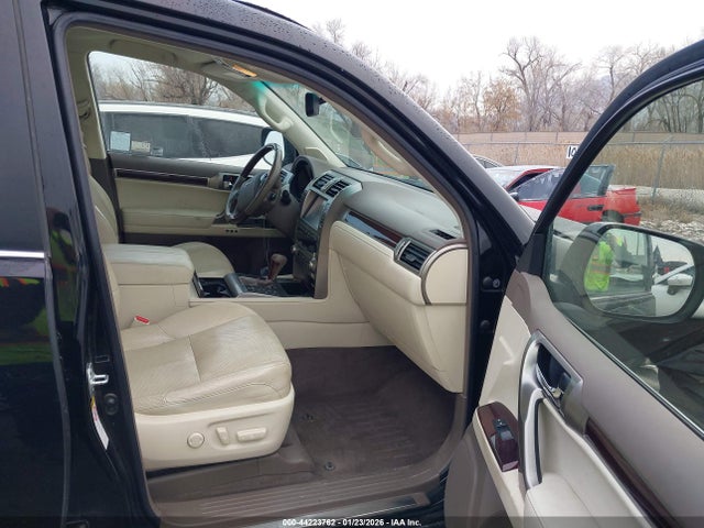 2017 LEXUS GX 460 JTJJM7FXXH5161540 Photo 4