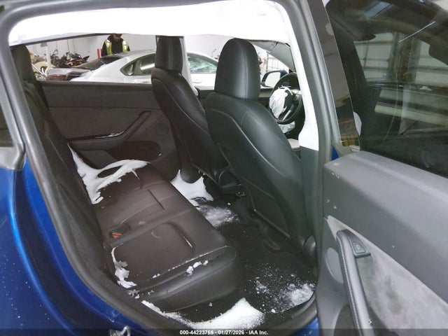 2024 TESLA MODEL Y 7SAYGDEE4RA216121 Photo 7