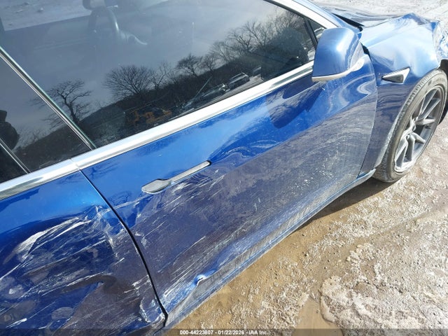 2018 TESLA MODEL 3 5YJ3E1EB0JF120351 Photo 4