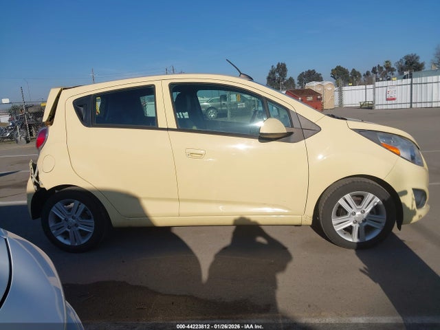 Chevrolet Spark 1lt Cvt 2015 KL8CD6S91FC709066 Image 13