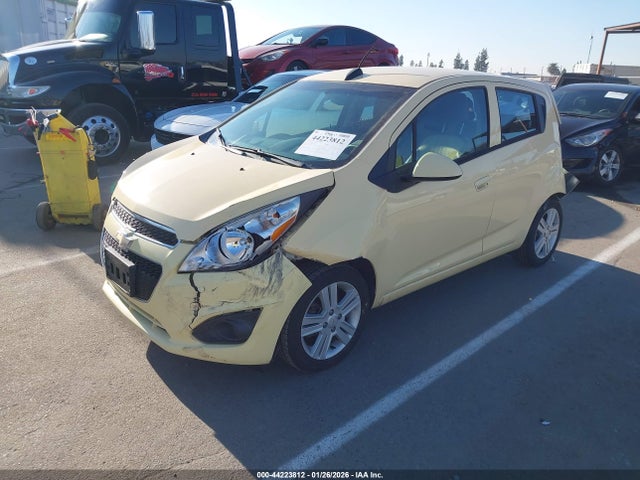 Chevrolet Spark 1lt Cvt 2015 KL8CD6S91FC709066 Image 2