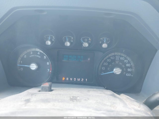 Ford F-350 Chassis Xl 2015 1FDRF3G67FED30811 Image 6