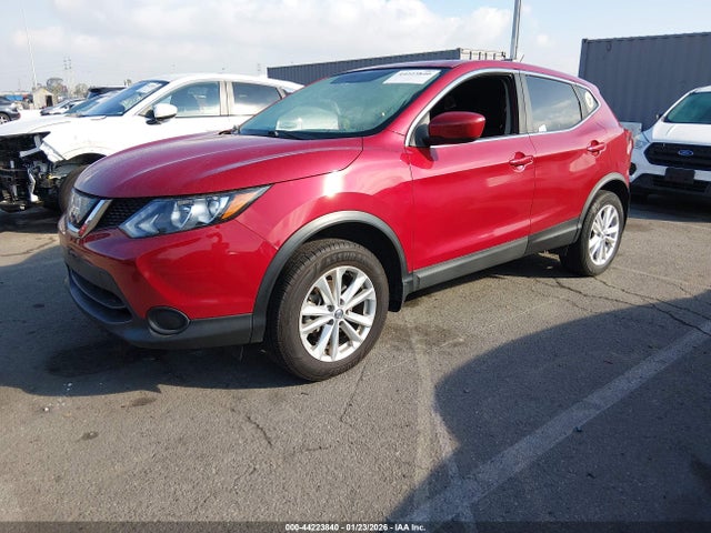 JN1BJ1CP5JW164494 Nissan Rogue Sport S