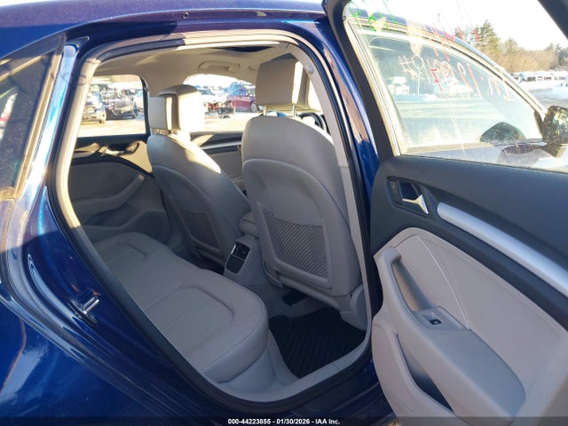2015 Audi A3 2.0t Premium მანქანა იყიდება აუქციონზე, vin: WAUBFGFF9F1119242, აუქციონის ნომერი: 44223855