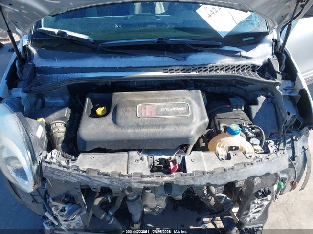 2014 FIAT 500L ZFBCFAAH8EZ010397 Photo 9