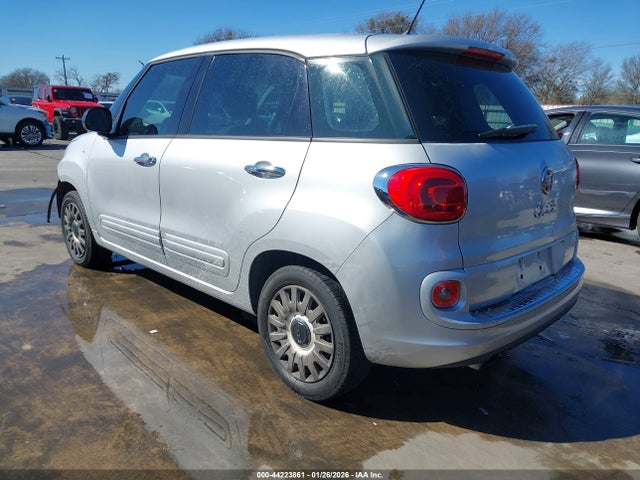 2014 FIAT 500L ZFBCFAAH8EZ010397 Photo 2