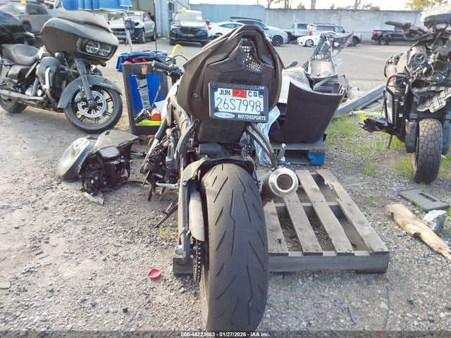JKBZXJJ19RA008319 Kawasaki Zx636 K