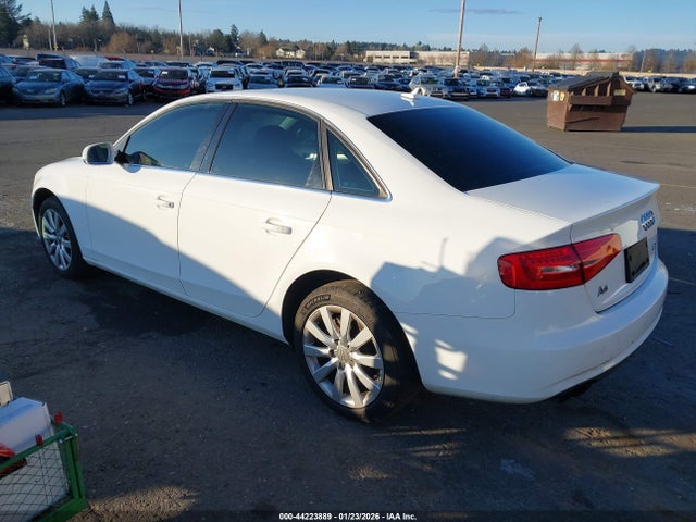 2013 AUDI A4 WAUBFAFL7DN046137 Photo 2