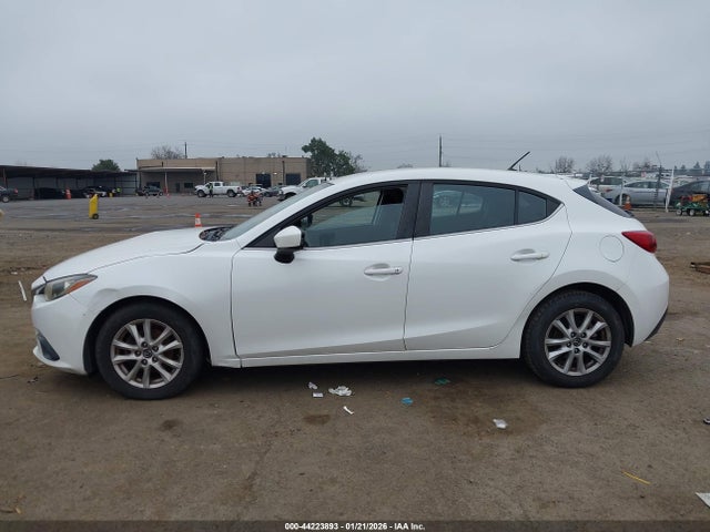JM1BM1K75G1327611 Mazda Mazda3 I Sport