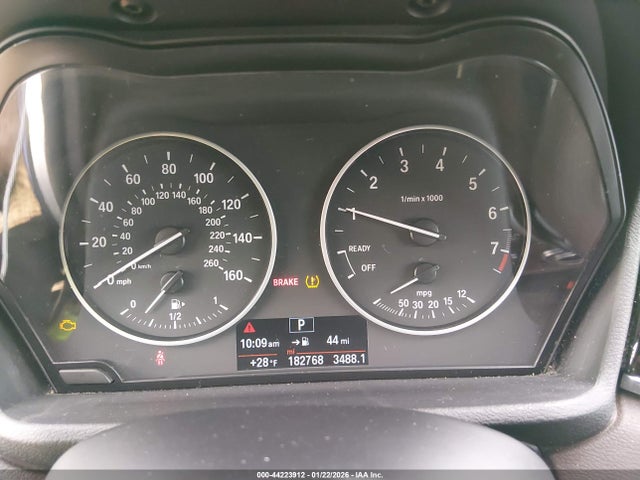 2016 BMW X1 WBXHT3C30G5E55855 Photo 6