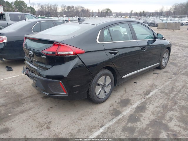 2022 HYUNDAI IONIQ HYBRID KMHC75LC6NU269076 Photo 3