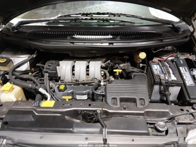 1998 CHRYSLER TOWN & COUNTRY 1C4GP64L2WB672172 Photo 9