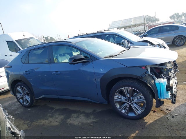 Subaru Solterra Limited 2024 JTMABABA1RA082063 Image 14