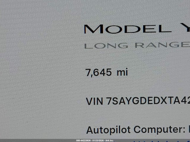 Продажа на аукционе авто 2026 Tesla Model Y Premium Rear-wheel Drive/standard Rear-wheel Drive, vin: 7SAYGDEDXTA428424, номер лота: 44223926