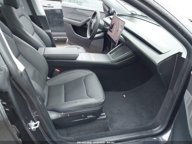 Продажа на аукционе авто 2026 Tesla Model Y Premium Rear-wheel Drive/standard Rear-wheel Drive, vin: 7SAYGDEDXTA428424, номер лота: 44223926