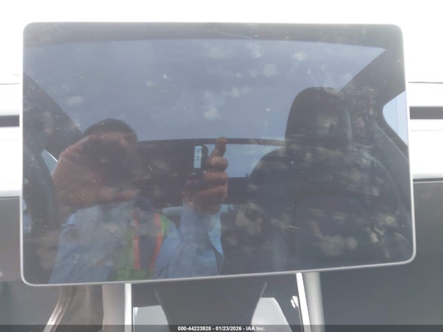 2021 TESLA MODEL Y 5YJYGDEE2MF082217 Photo 6
