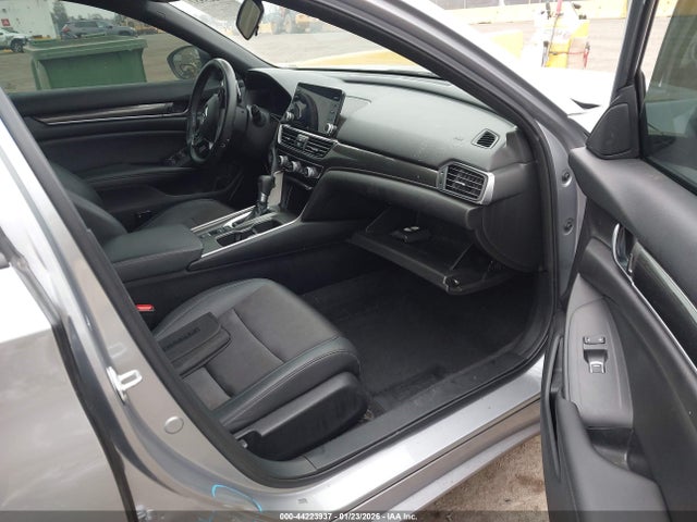 1HGCV1F31NA054299 Honda Accord Sport