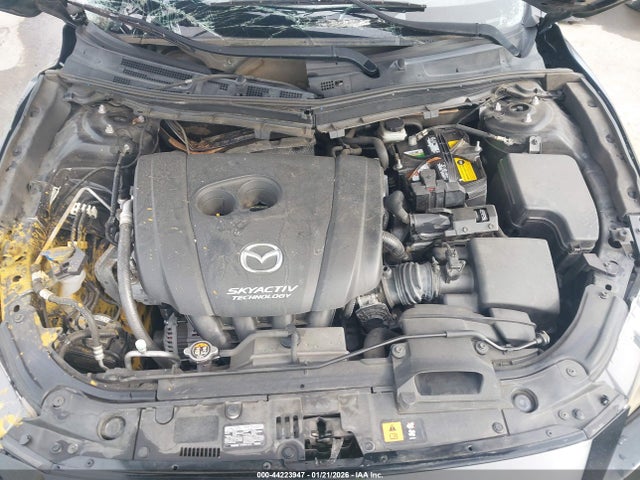 JM1BM1V77E1109047 Mazda Mazda3 I Touring