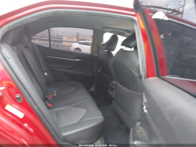 4T1B11HK3KU167395 Toyota CAMRY SE