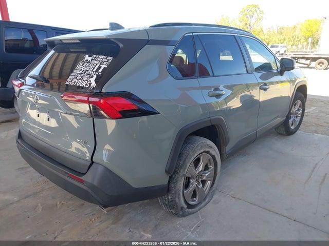 Продажа на аукционе авто 2022 Toyota Rav4 Xle, vin: 2T3W1RFV1NW196564, номер лота: 44223956