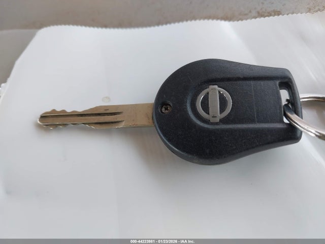 JN8AS5MT4FW162028 Nissan Rogue Select S