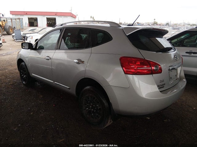 JN8AS5MT4FW162028 Nissan Rogue Select S