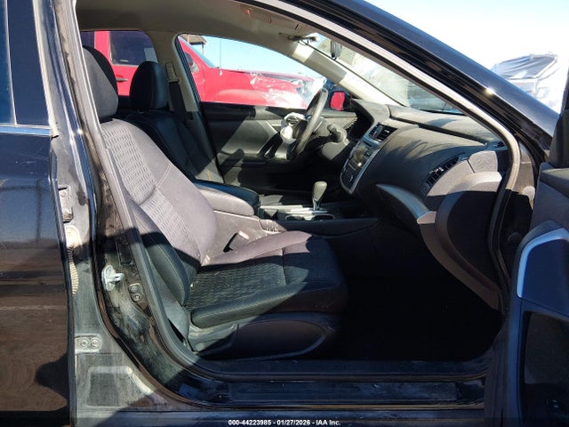1N4AL3AP0HN306905 Nissan Altima 2.5 S
