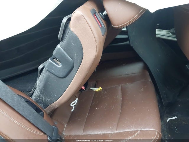 44224005 :رقم المزاد ، 4S4BSATC1J3364566 vin ، 2018 Subaru Outback 2.5i Touring مزاد بيع