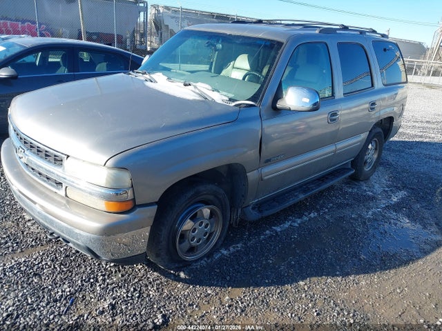 2001 CHEVROLET TAHOE 1GNEC13T71R119421 Photo 1