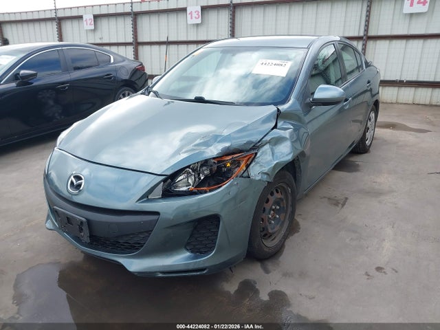 Продажа на аукционе авто 2012 Mazda Mazda3 I Sport, vin: JM1BL1UF4C1552541, номер лота: 44224082