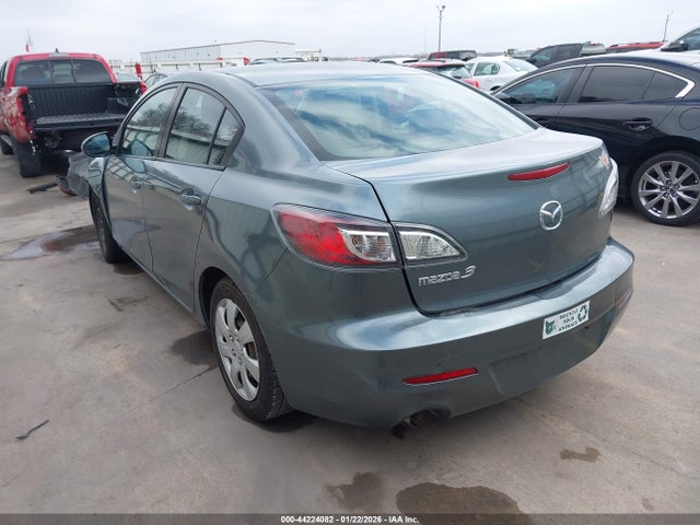 Продажа на аукционе авто 2012 Mazda Mazda3 I Sport, vin: JM1BL1UF4C1552541, номер лота: 44224082