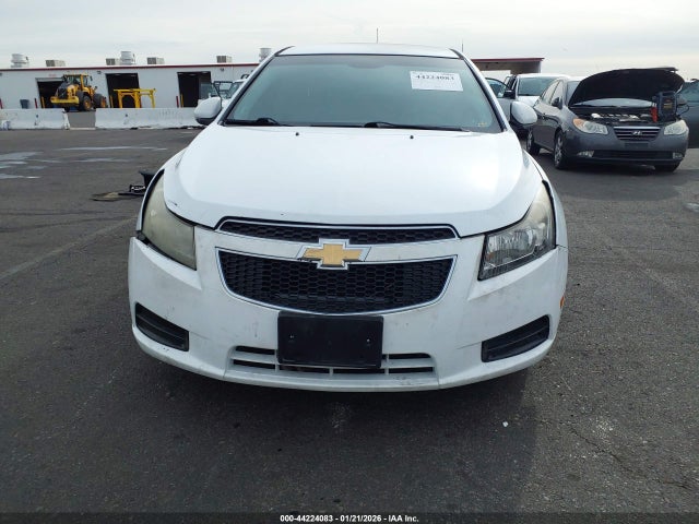 1G1PA5SH7E7418512 Chevrolet Cruze Ls Auto