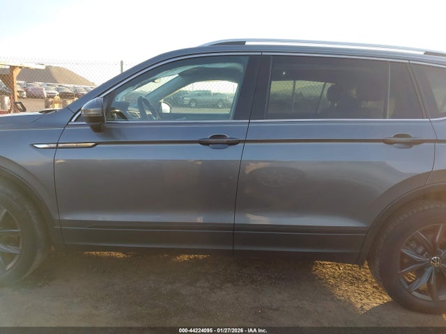 3VV2B7AX7NM019562 Volkswagen Tiguan 2.0t Se