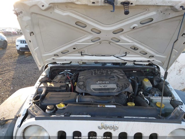 Aukcja sprzedaży 2014 Jeep Wrangler Unlimited Sport, vin: 1C4BJWDG7EL281221, numer aukcji: 44224108